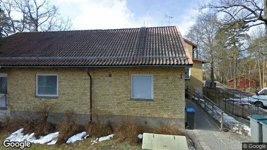Rooms for rent in Danderyd - Photo from Google Street View