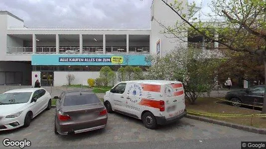 Apartments for rent in Wien Simmering - Photo from Google Street View