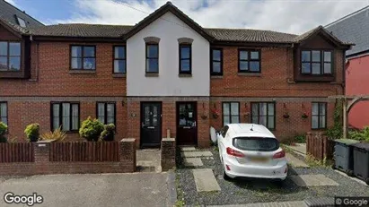 Apartments for rent in Hayling Island - Hampshire - Photo from Google Street View