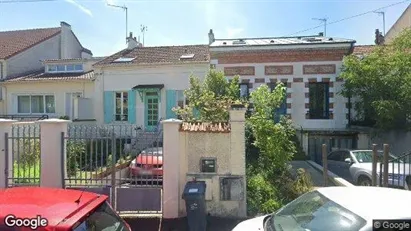 Apartments for rent in Nanterre - Photo from Google Street View