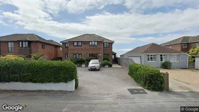 Apartments for rent in Hayling Island - Hampshire - Photo from Google Street View
