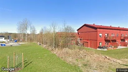 Apartments for rent in Mark - Photo from Google Street View