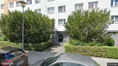 Apartments for rent in Berlin Pankow - Photo from Google Street View