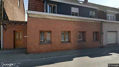 Apartments for rent in Moeskroen - Photo from Google Street View