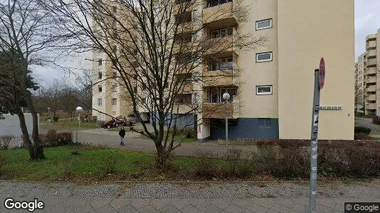 Apartments for rent in Berlin Spandau - Photo from Google Street View