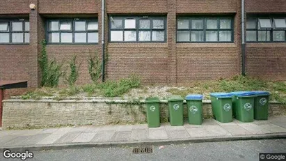 Apartments for rent in Aylesbury - Buckinghamshire - Photo from Google Street View