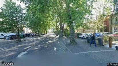 Apartments for rent in Reading - Berkshire - Photo from Google Street View