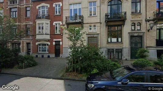 Apartments for rent in Brussels Schaarbeek - Photo from Google Street View