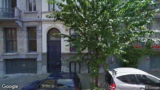 Apartments for rent in Brussels Elsene - Photo from Google Street View