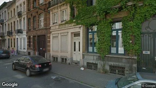 Apartments for rent in Brussels Schaarbeek - Photo from Google Street View