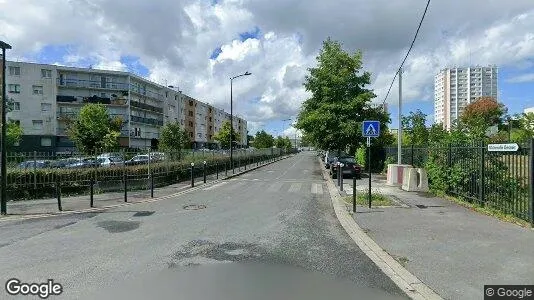 Apartments for rent in Saint-Germain-en-Laye - Photo from Google Street View