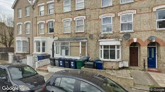 Apartments for rent in London N11 - Photo from Google Street View