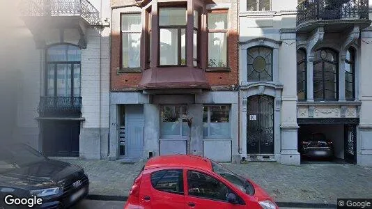 Apartments for rent in Brussels Elsene - Photo from Google Street View