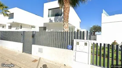 Apartments for rent in Alicante/Alacant - Photo from Google Street View