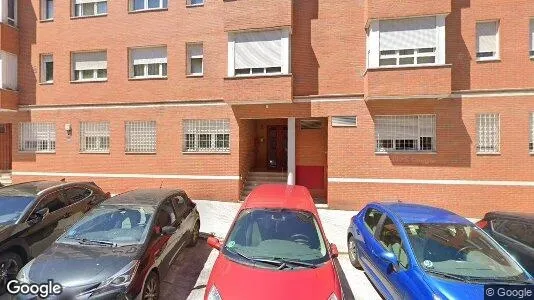 Apartments for rent in Madrid Ciudad Lineal - Photo from Google Street View