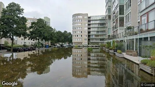 Apartments for rent in Amsterdam Oost-Watergraafsmeer - Photo from Google Street View