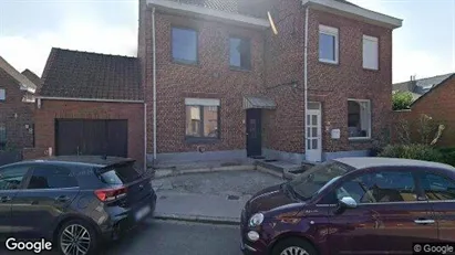Apartments for rent in Moeskroen - Photo from Google Street View