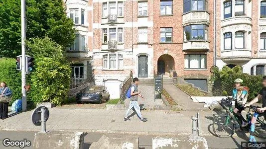 Apartments for rent in Brussels Schaarbeek - Photo from Google Street View