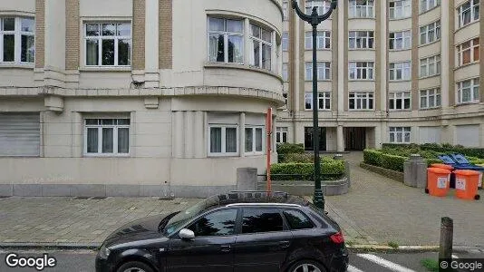 Apartments for rent in Brussels Schaarbeek - Photo from Google Street View