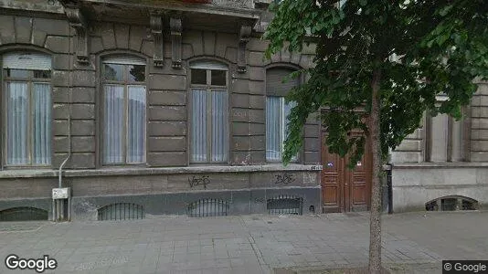 Apartments for rent in Brussels Schaarbeek - Photo from Google Street View