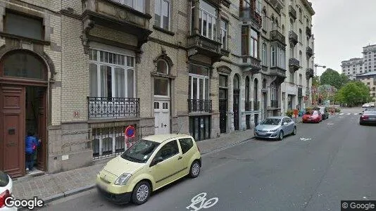 Apartments for rent in Brussels Schaarbeek - Photo from Google Street View