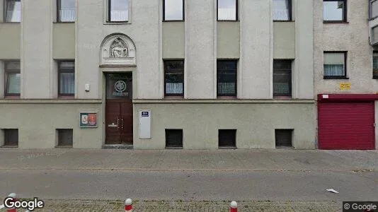 Apartments for rent in Wien Simmering - Photo from Google Street View