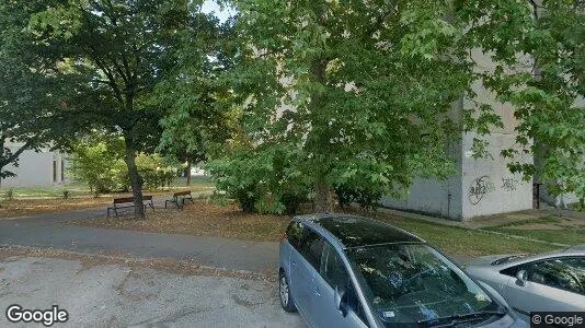 Apartments for rent in Tatabányai - Photo from Google Street View