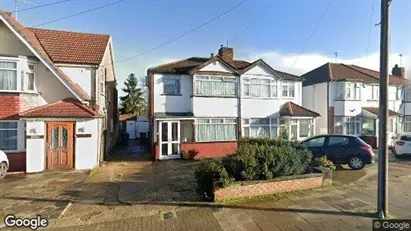 Apartments for rent in Stanmore - Middlesex - Photo from Google Street View