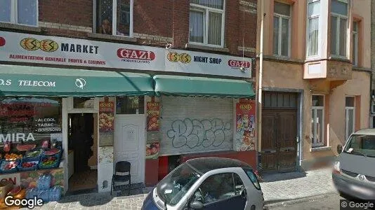 Apartments for rent in Brussels Schaarbeek - Photo from Google Street View