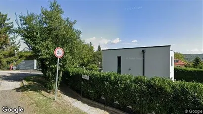 Apartments for rent in Budapest II. kerület - Photo from Google Street View