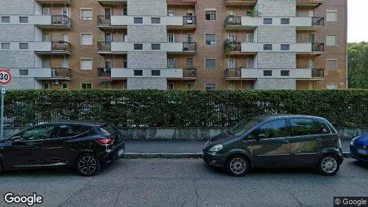 Apartments for rent in Cermenate - Photo from Google Street View