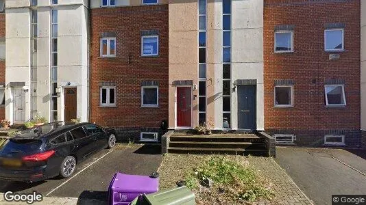 Apartments for rent in London E3 - Photo from Google Street View