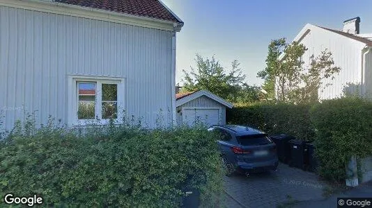 Apartments for rent in Stockholm West - Photo from Google Street View