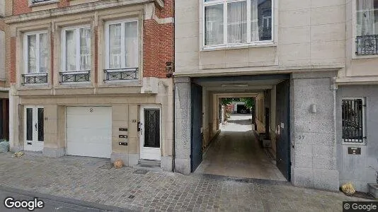 Apartments for rent in Brussels Schaarbeek - Photo from Google Street View