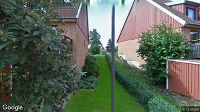 Rooms for rent in Huddinge - Photo from Google Street View