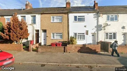 Apartments for rent in Reading - Berkshire - Photo from Google Street View