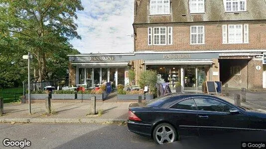Rooms for rent in London NW11 - Photo from Google Street View