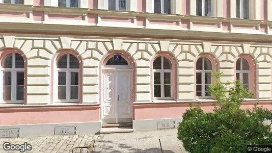 Apartments for rent in Vienna Landstraße - Photo from Google Street View