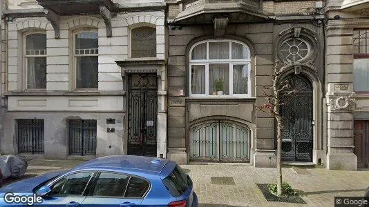 Apartments for rent in Brussels Elsene - Photo from Google Street View