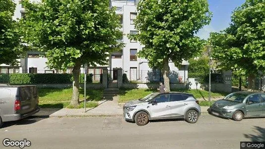 Apartments for rent in Brussels Sint-Jans-Molenbeek - Photo from Google Street View