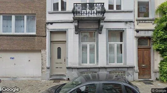 Apartments for rent in Brussels Schaarbeek - Photo from Google Street View