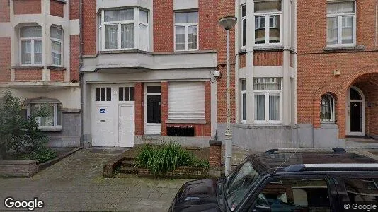 Apartments for rent in Brussels Schaarbeek - Photo from Google Street View