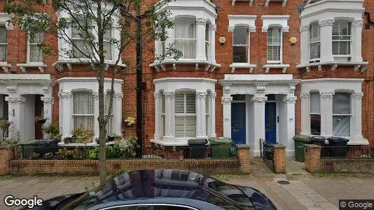 Apartments for rent in London SE11 - Photo from Google Street View