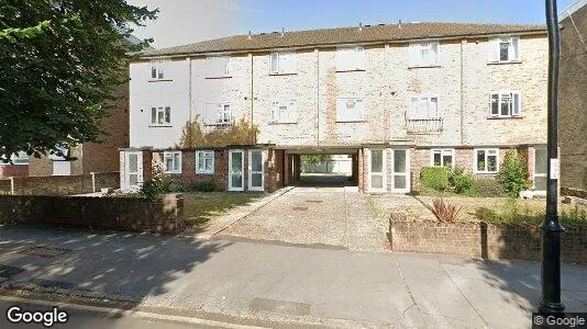 Apartments for rent in Croydon - Surrey - Photo from Google Street View