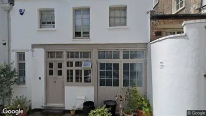 Rooms for rent in London W2 - Photo from Google Street View