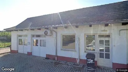 Apartments for rent in Esztergomi - Photo from Google Street View