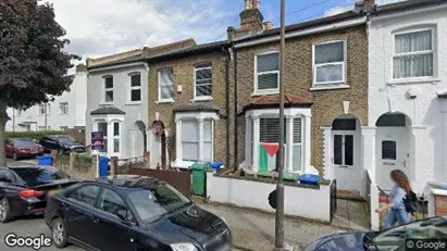 Apartments for rent in London SE15 - Photo from Google Street View