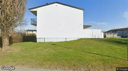 Apartments for rent in Mark - Photo from Google Street View