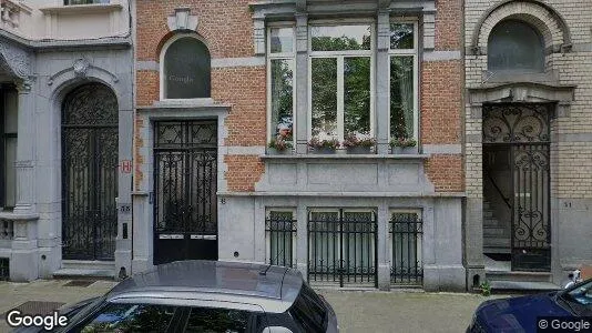Apartments for rent in Brussels Schaarbeek - Photo from Google Street View