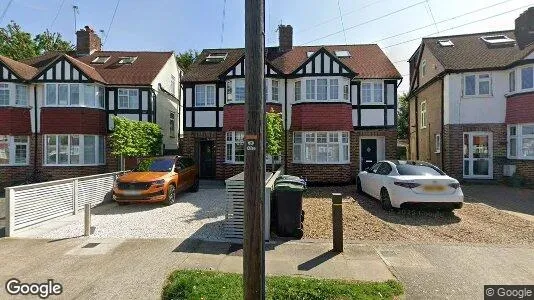 Apartments for rent in New Malden - Surrey - Photo from Google Street View